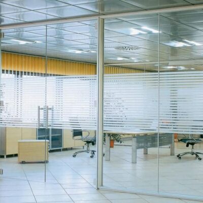 Ưu Điểm Vách Kính Cường Lực