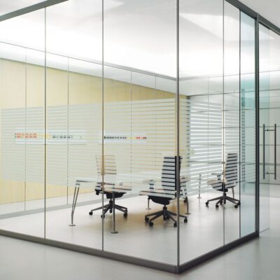 Vách Kính Cường Lực