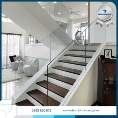 Cầu Thang Kính Không Tay Vịn 1 Cau Thang Kinh Khong Tay Vin 2