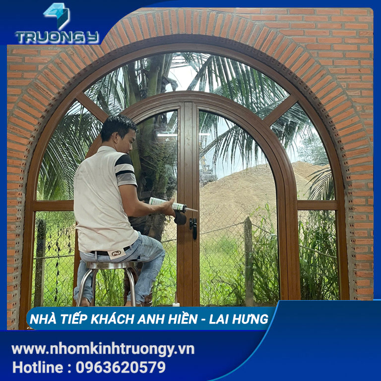 Nha Tiep Khach Anh Hien 2